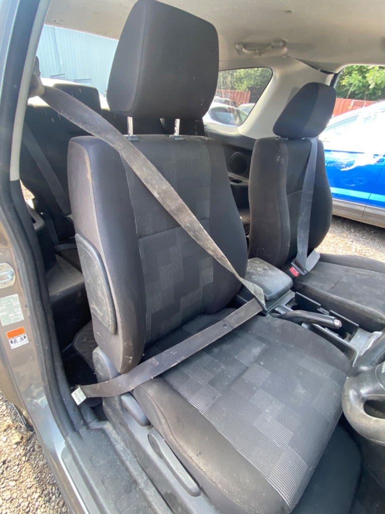 [EPE-109658] Asiento delantero derecho Suzuki Vitara 2009