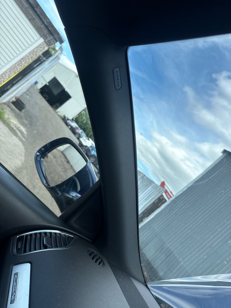 [EPE-109745] Pilar A Audi Q7 4LB