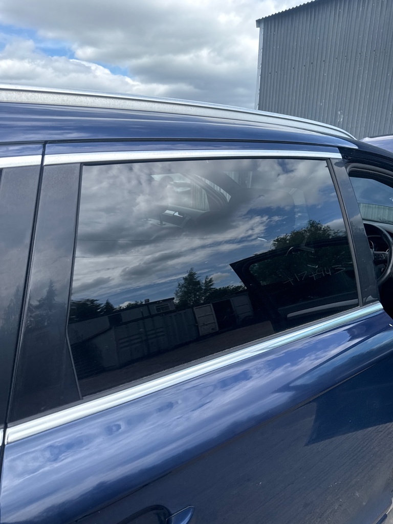 [EPE-109812] Cristal de puerta trasero derecho Audi Q7 4LB