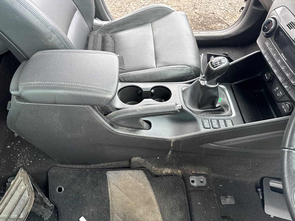 [EPE-109841] Consola central Hyundai Tucson