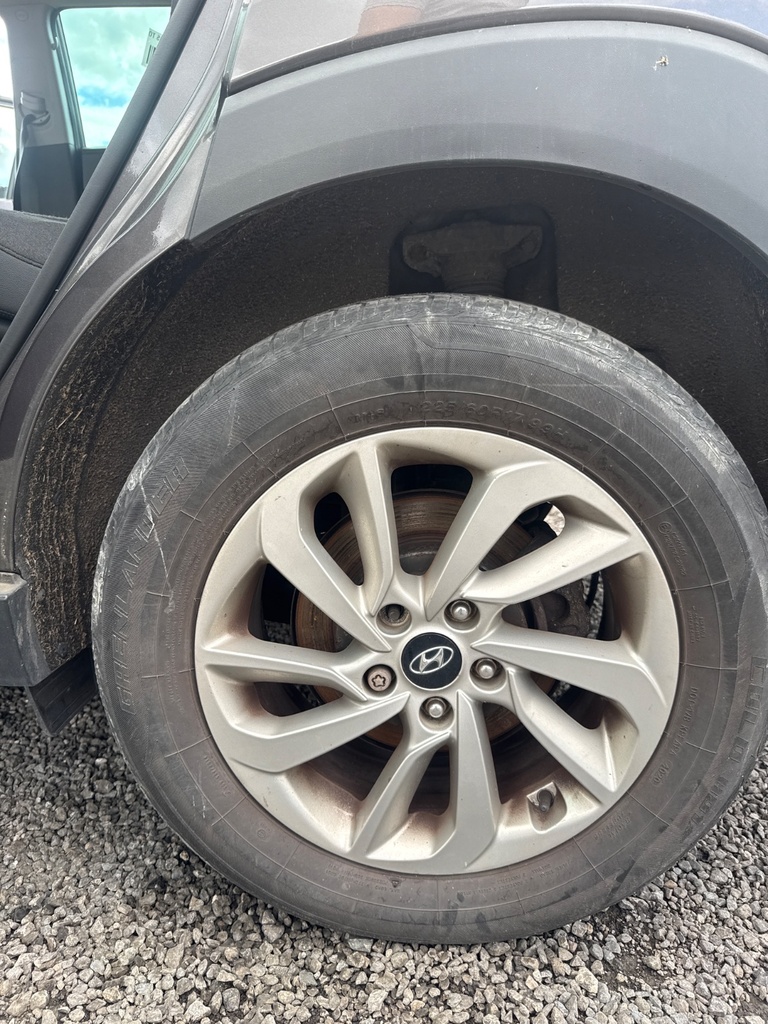 [EPE-109875] Llanta de aleación Hyundai Tucson 2015