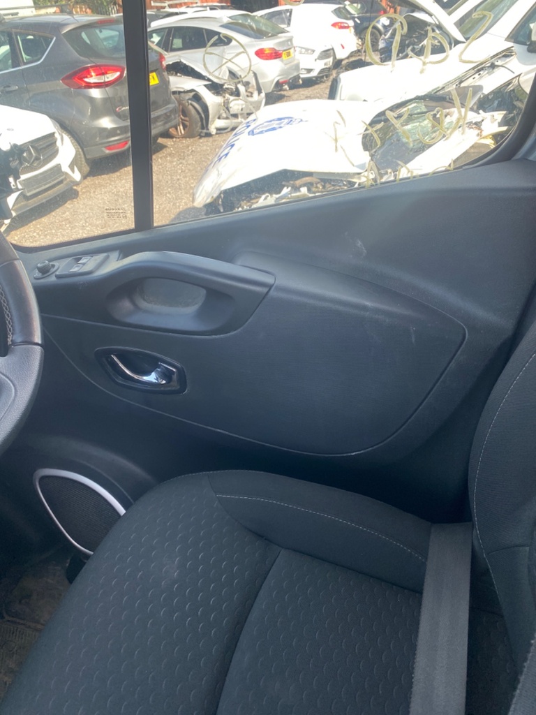 [EPE-109982] Panel interior de puerta delantera derecha Vauxhall Vivaro