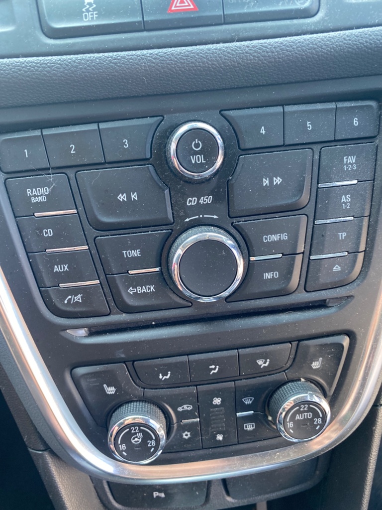 [EPE-110148] Autorradio reproductor CD Opel Mokka 1.4 T