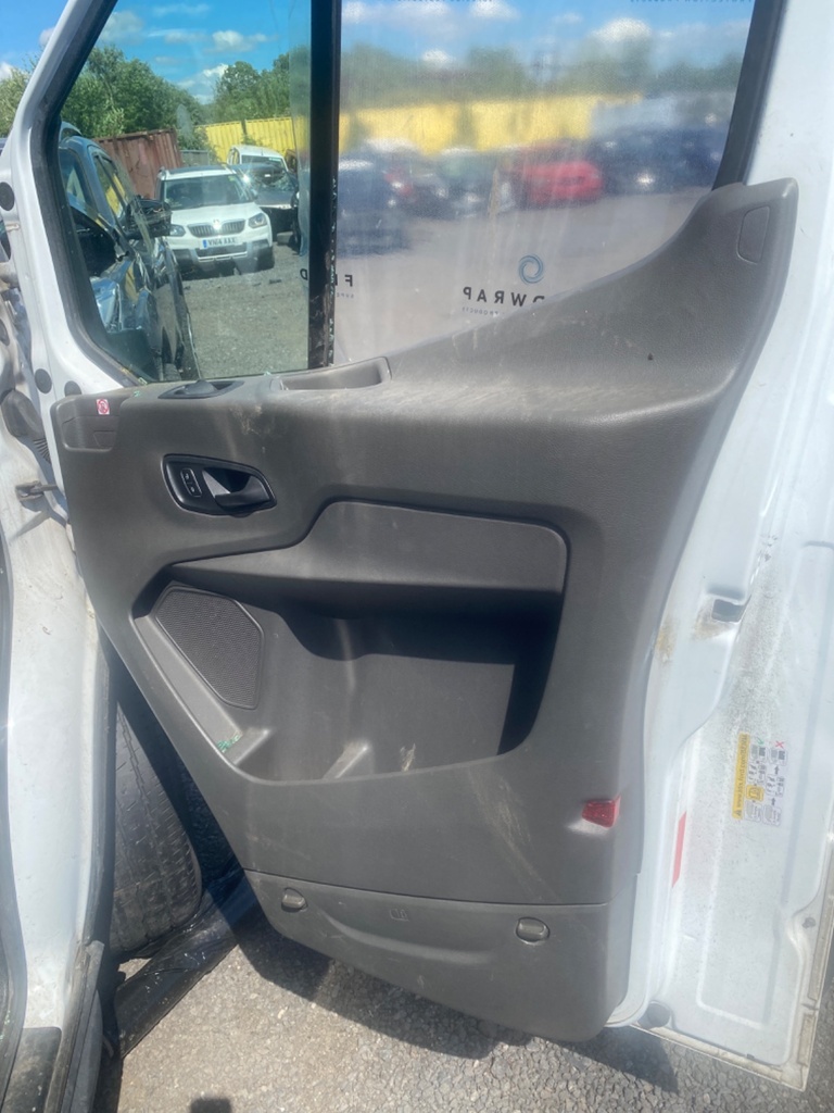 [EPE-110396] Panel interior de puerta delantera derecha Ford Transit (2016-)