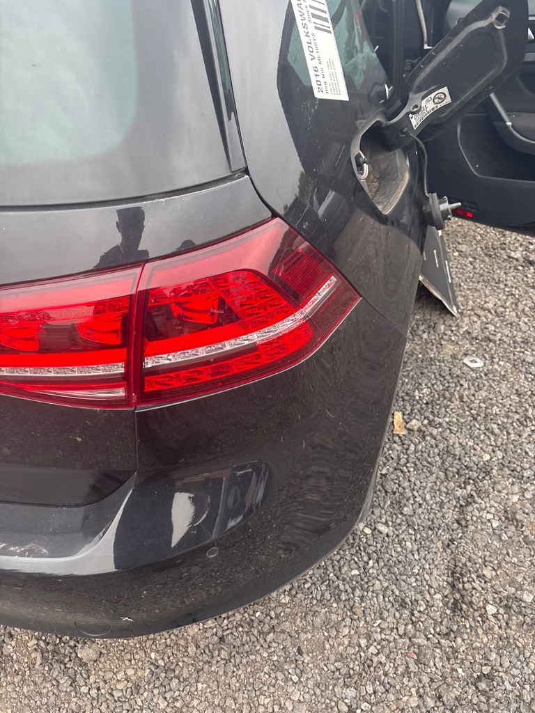 [EPE-112142] Piloto trasero derecho VW Golf 2016