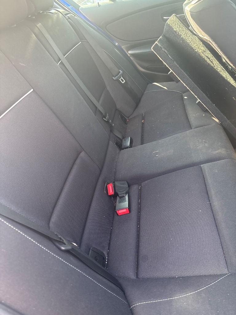 [EPE-112671] Conjunto de asiento trasero BMW Serie 1