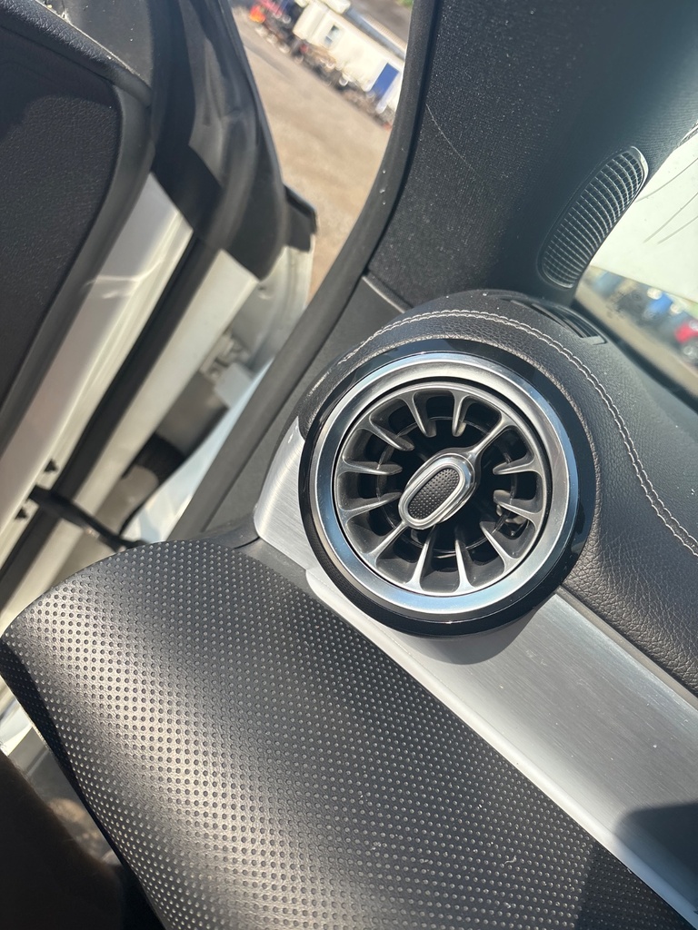[EPE-113216] Conducto de ventilación Mercedes CLA 200 (2019-2026)