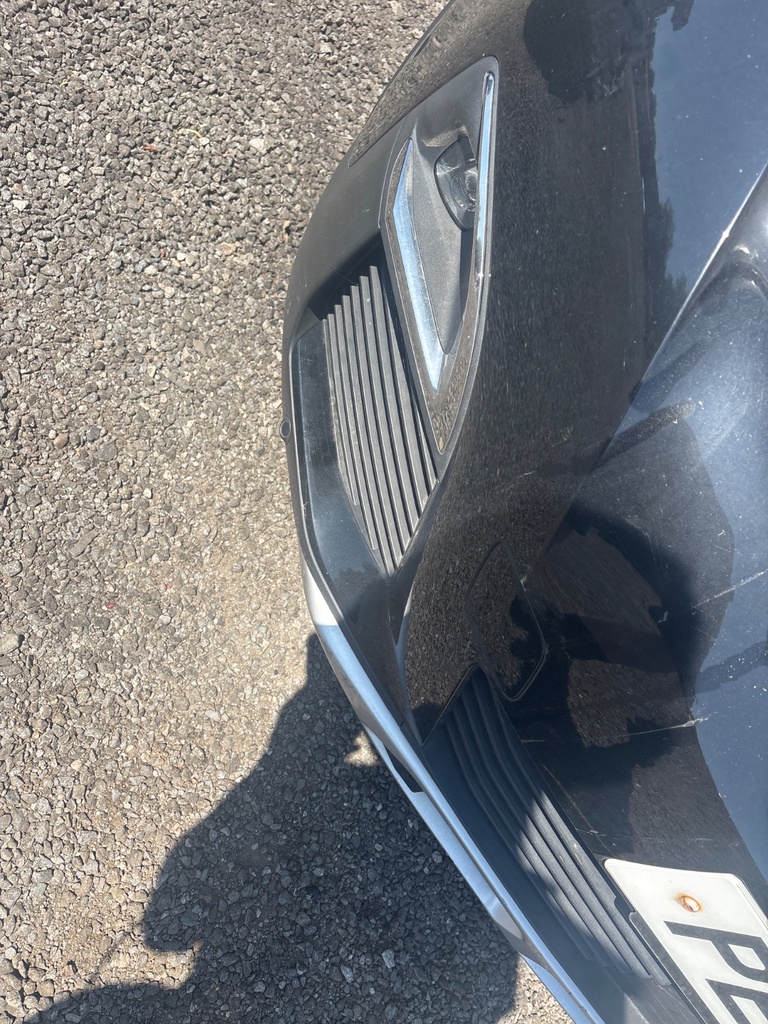 [EPE-113706] Parrilla delantera izquierda Peugeot 3008