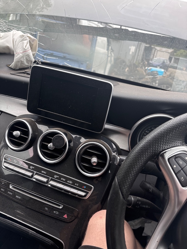 [EPE-113872] Pantalla multifunción Mercedes C-Klasse W205