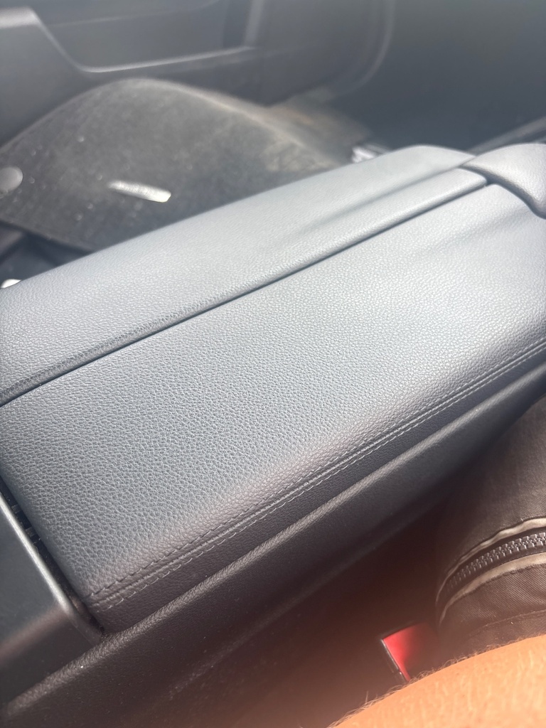 [EPE-115244] Reposabrazos de consola central Mercedes-Benz E-Class