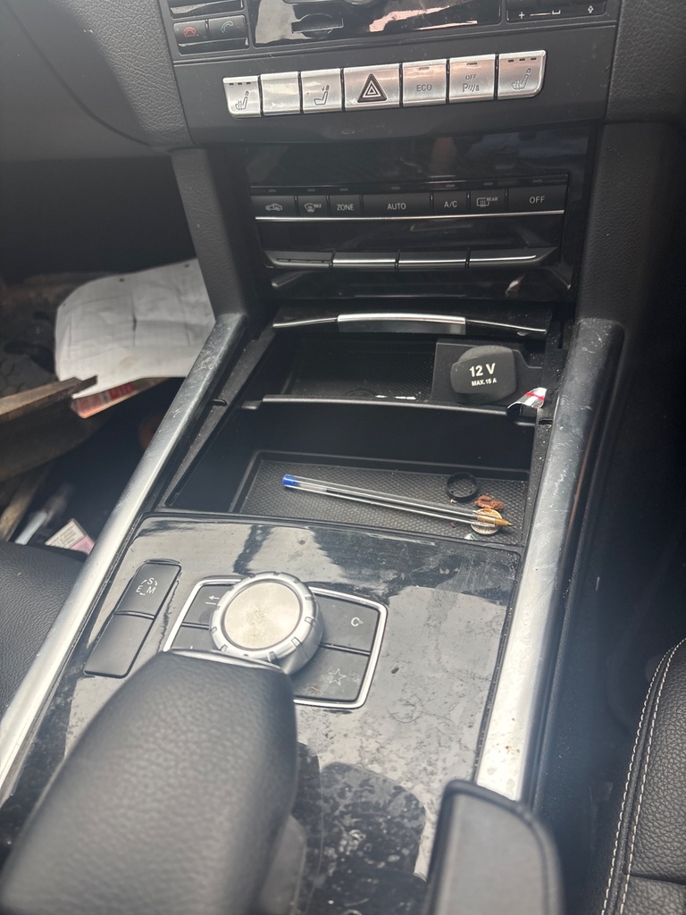 [EPE-115779] Consola central Mercedes-Benz E-Class 2013