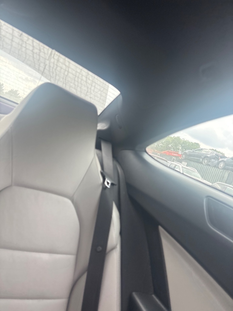 [EPE-116333] Pretensor trasero del cinturón de seguridad izquierdo Mercedes-Benz C-Class 2013