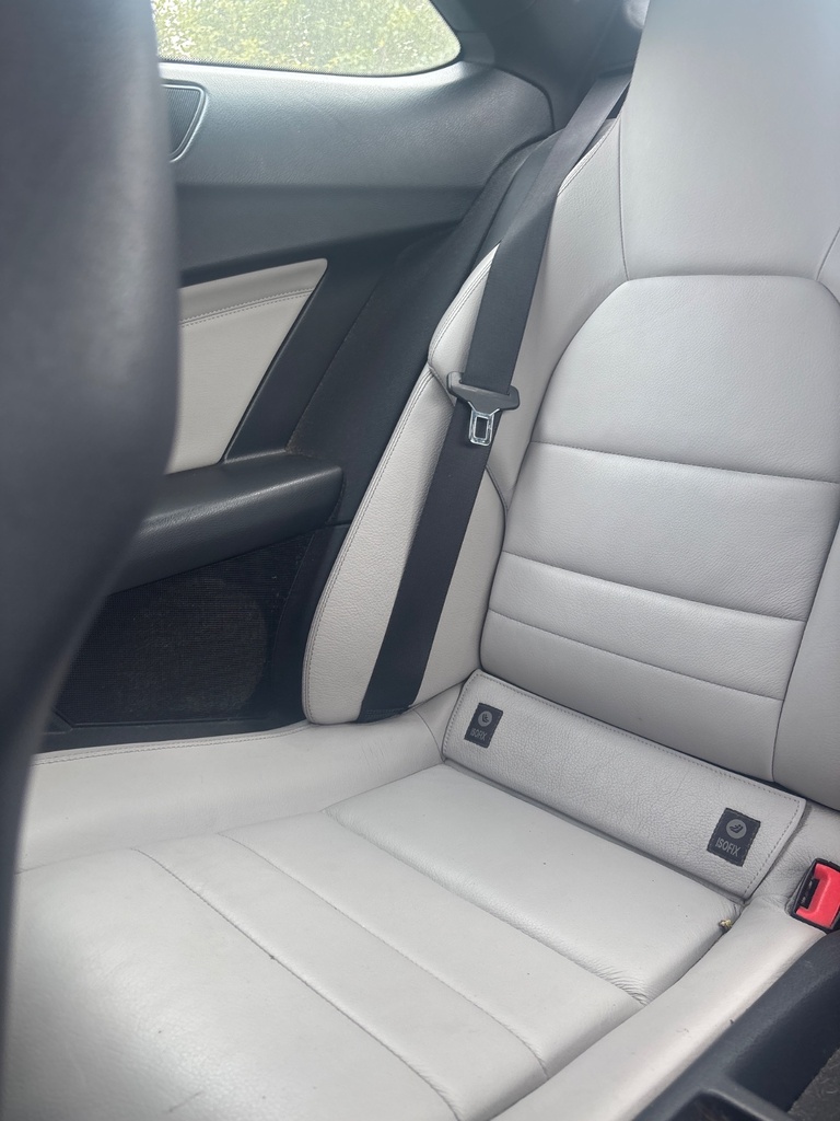 [EPE-116334] Pretensor trasero del cinturón de seguridad derecho Mercedes-Benz C-Class 2013