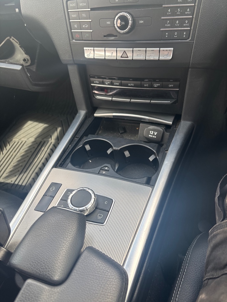 [EPE-116729] Consola central Mercedes-Benz E-Class