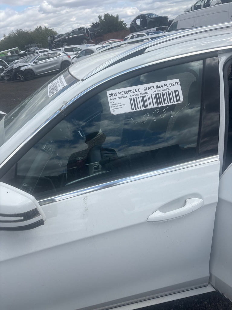 [EPE-116789] Cristal de puerta delantero izquierdo Mercedes-Benz E-Class 2015