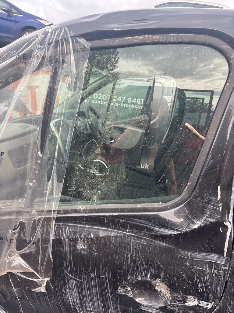 [EPE-116903] Cristal de puerta delantero izquierdo Renault Trafic 2015