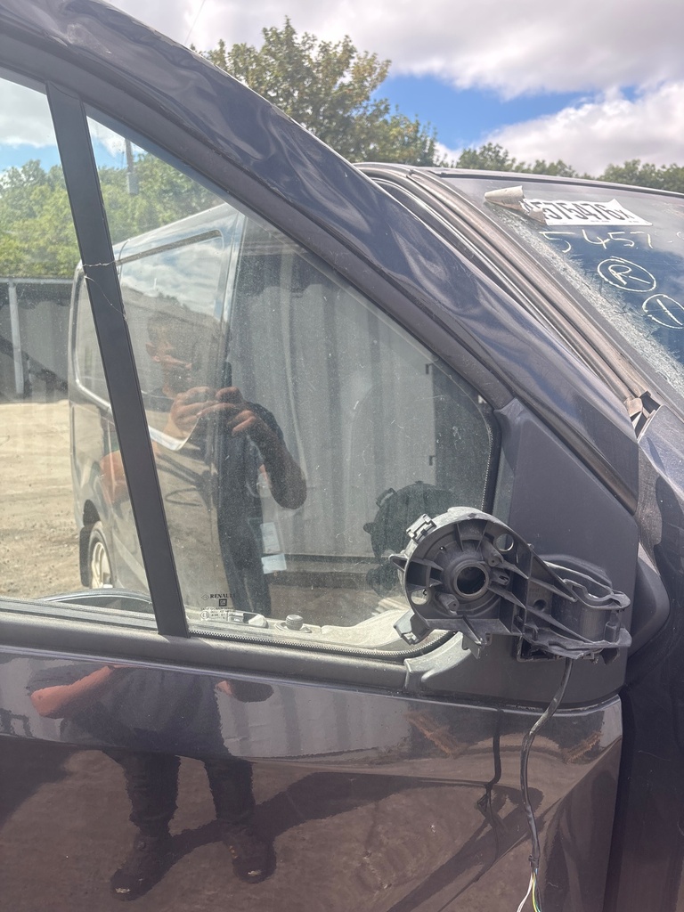 [EPE-117116] Cristal lateral delantero derecho Renault Trafic III FG