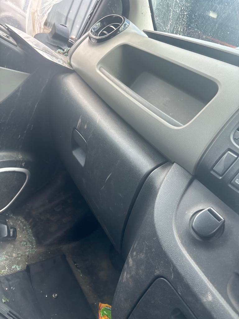 [EPE-117142] Guantera Renault Trafic III FG