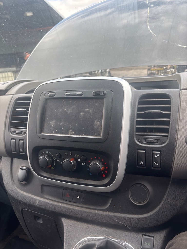 [EPE-117143] Salida de aire calefacción salpicadero Renault Trafic III FG