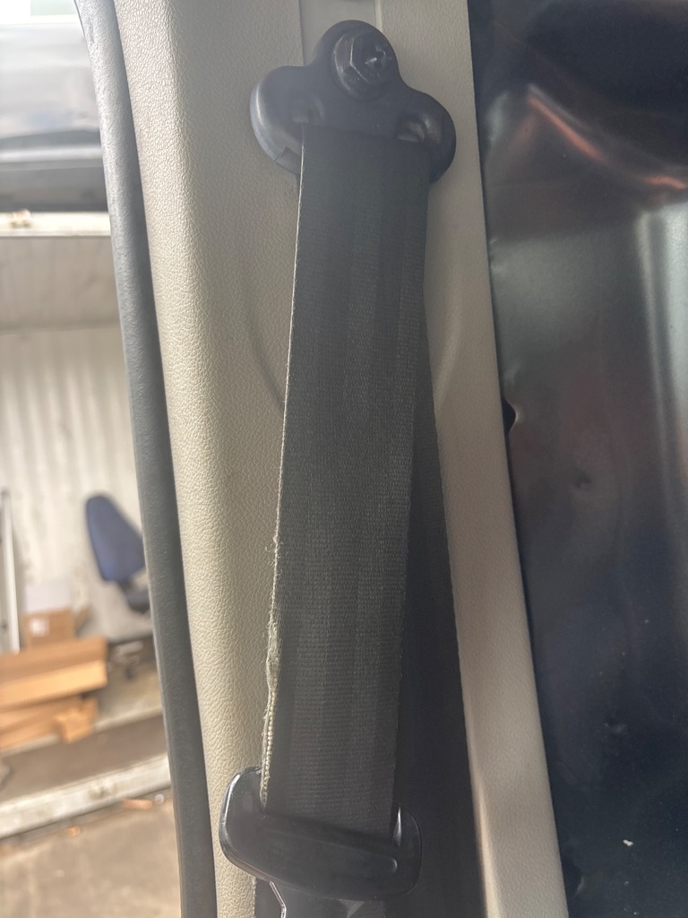 [EPE-117148] Pretensor de cinturón delantero derecho Renault Trafic III FG
