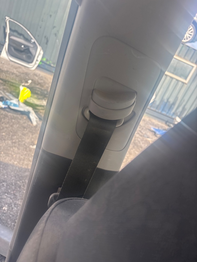 [EPE-117235] Pretensor cinturón seguridad delantero izquierdo Kia Sportage 2021
