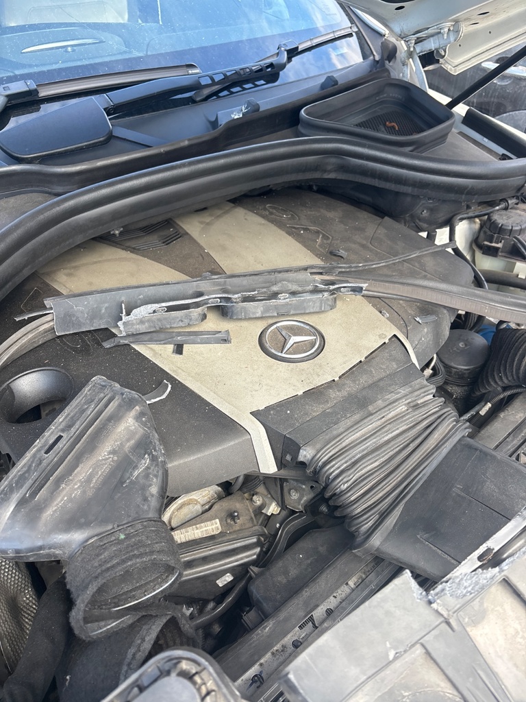 [EPE-117566] Tapa de motor Mercedes-Benz M-Class ML 350 BlueTEC