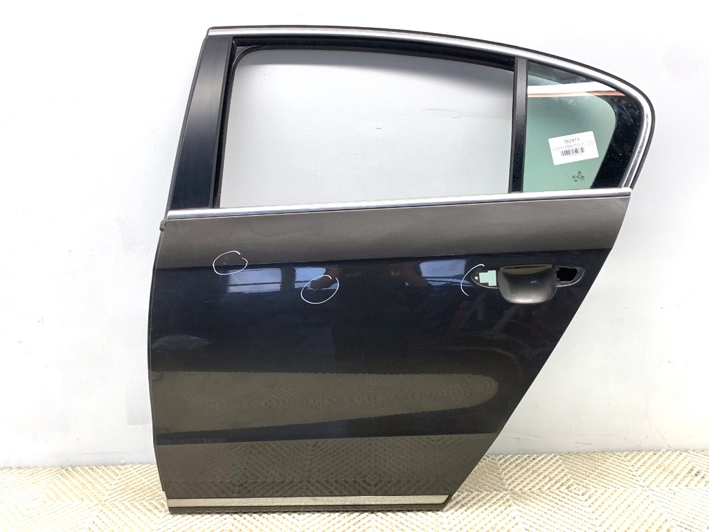 [STARK-782973] Puerta trasera izquierda VW Passat B7 (362) 2.0 TDI 103 kW 2010-2015