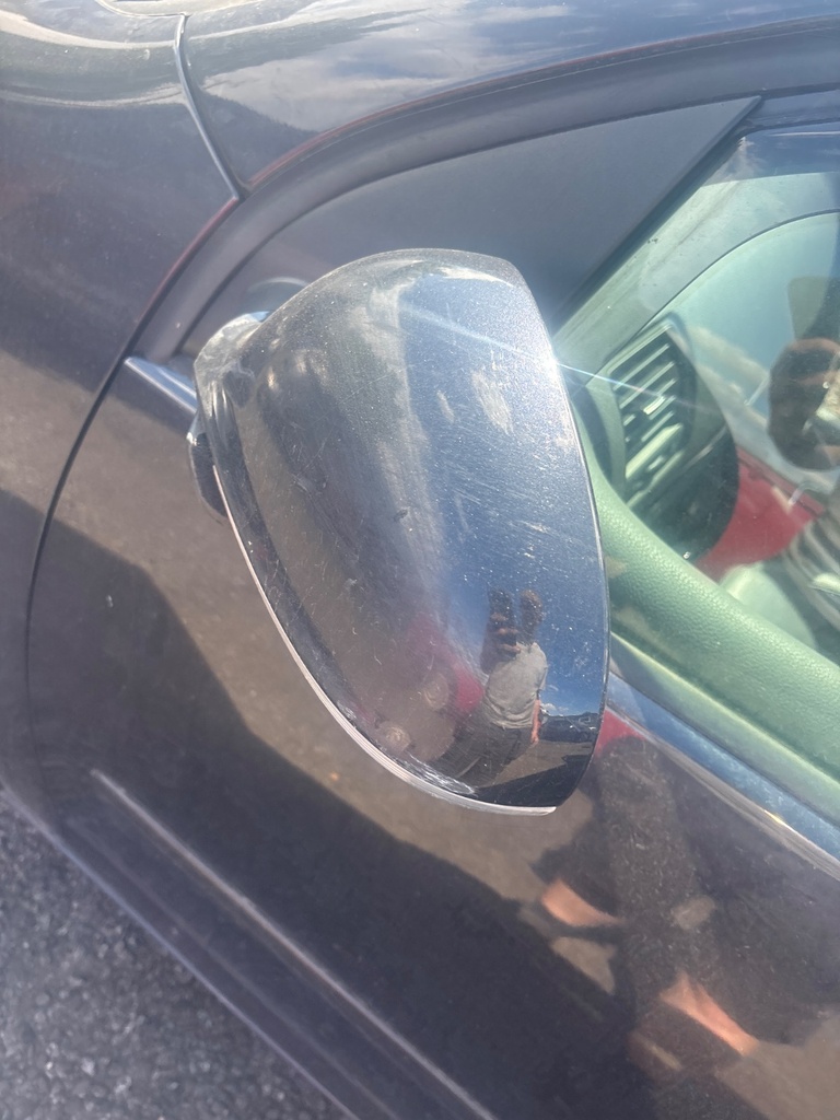 [EPE-118135] Retrovisor izquierdo VW Golf (2003-2008)