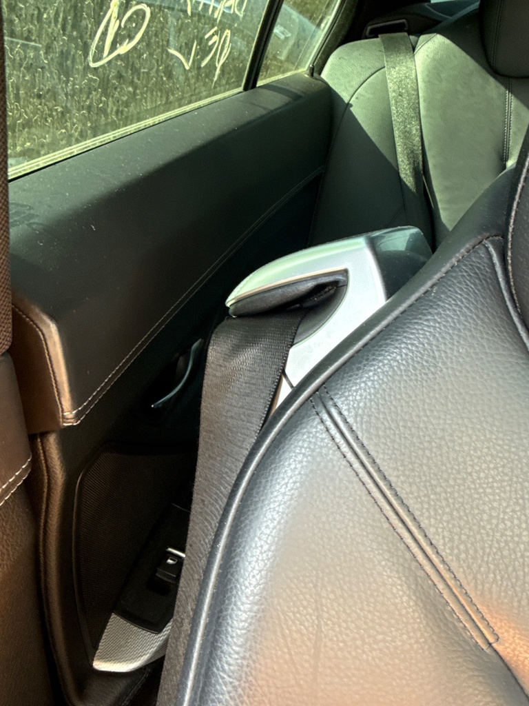 [EPE-118541] Pretensor de cinturón delantero derecho BMW Serie 6