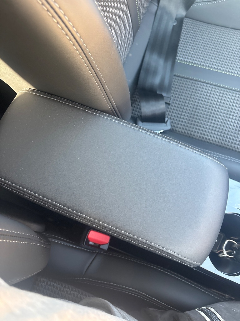 [EPE-118657] Reposabrazos consola central Peugeot 208 II