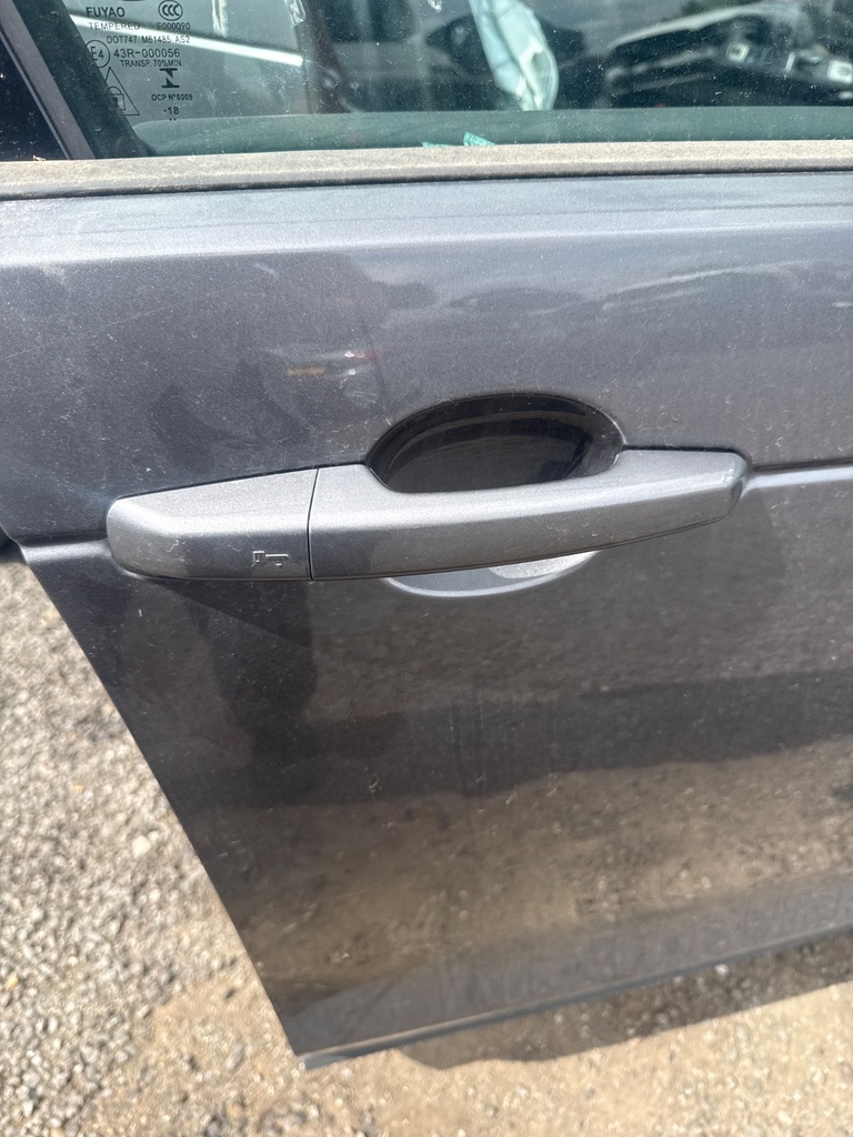 [EPE-118812] Tirador puerta delantera exterior derecho Land Rover Discovery 2019