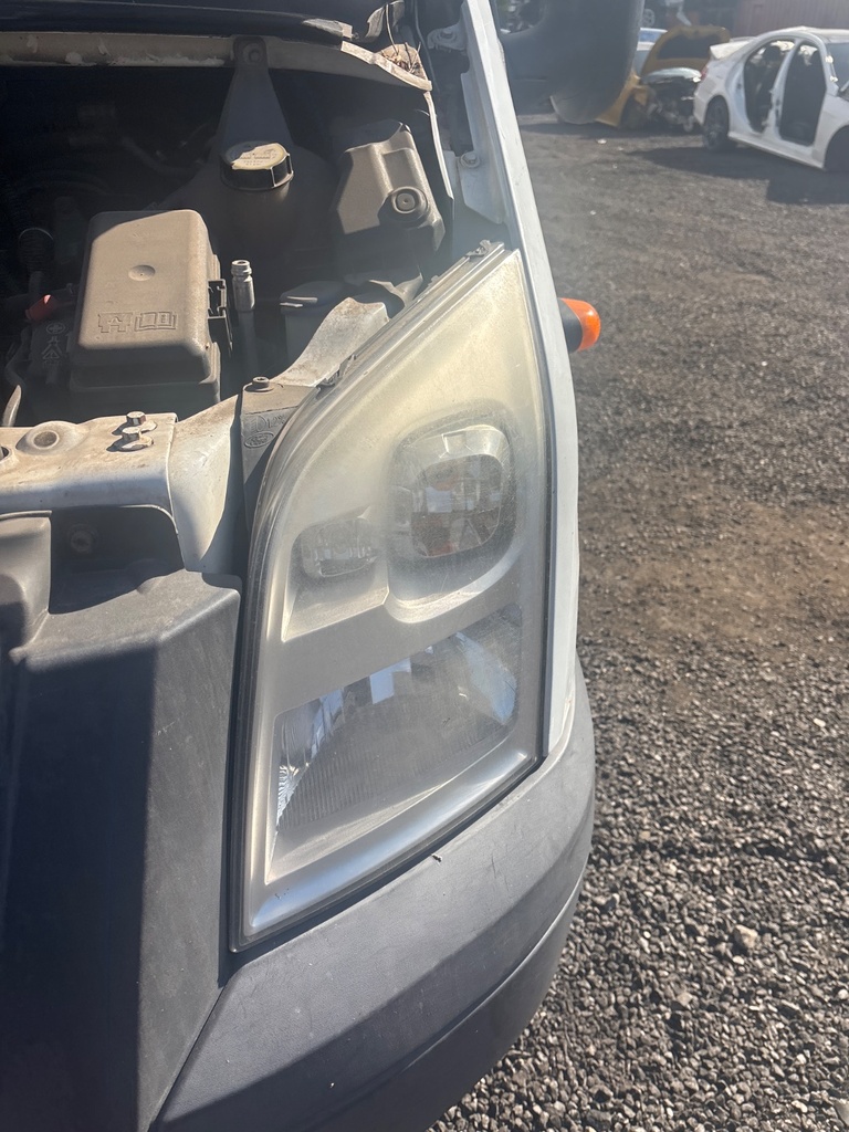 [EPE-119127] Faro izquierdo Ford Transit