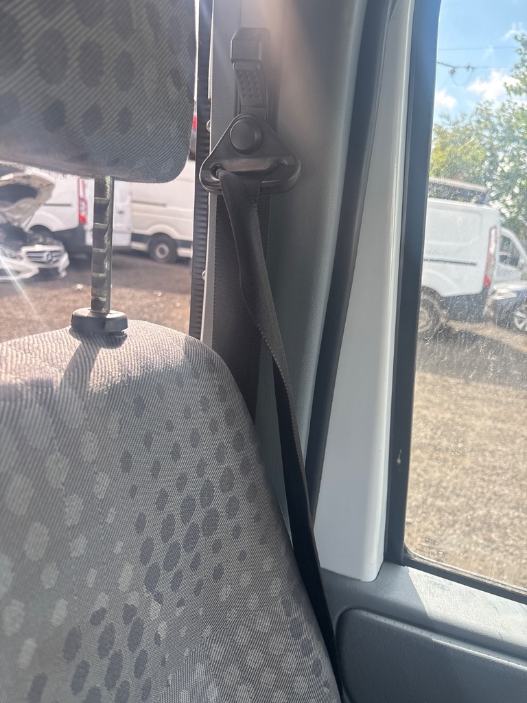 [EPE-119175] Pretensor de cinturón delantero izquierdo Ford Transit