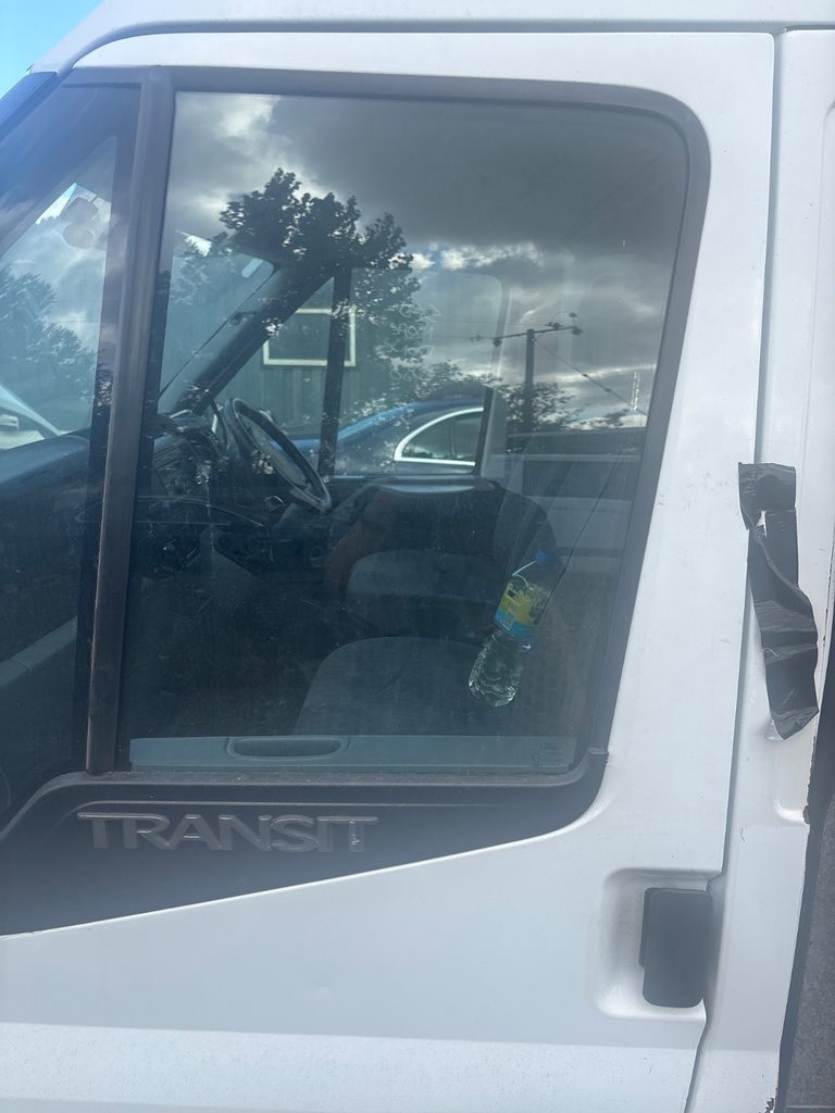 [EPE-119194] Cristal de puerta delantero izquierdo Ford Transit (2011-2014)