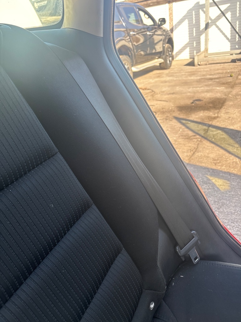 [EPE-119696] Pretensor de cinturón de seguridad trasero izquierdo Mazda 6 (2012-2020)