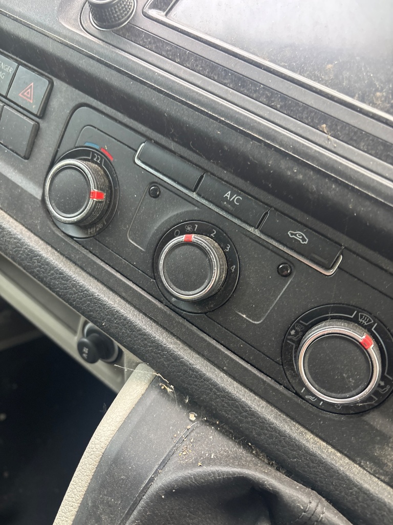 [EPE-119714] Conjunto de control calefacción VW Transporter 2.0 TDI