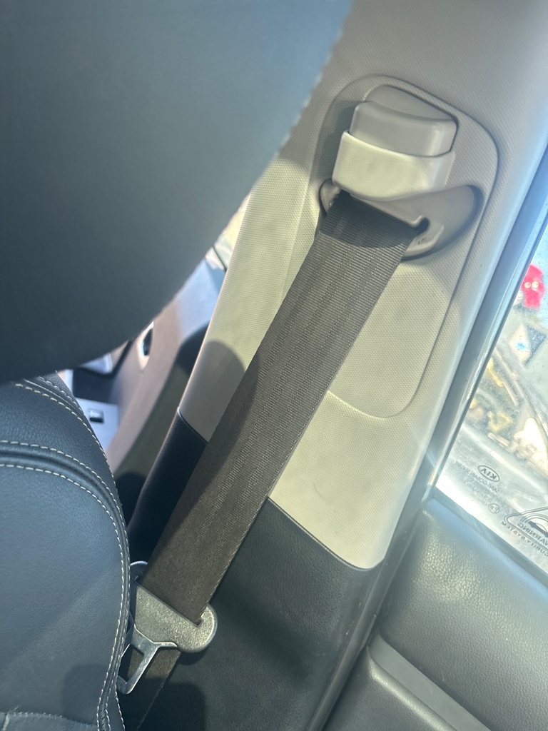 [EPE-119896] Pretensor de cinturón de seguridad delantero izquierdo Kia Sportage