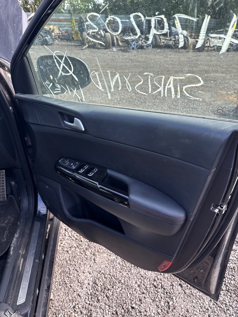 [EPE-120289] Panel interior de puerta delantera derecha Kia Sportage