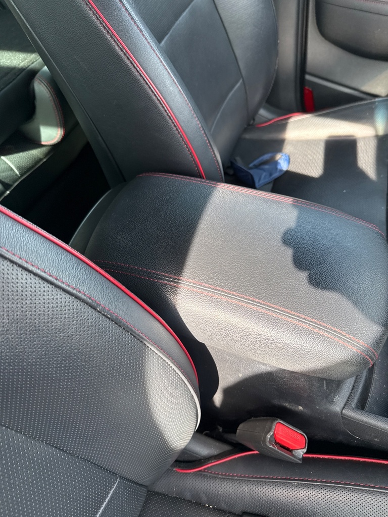 [EPE-120303] Reposabrazos de consola central Kia Sportage