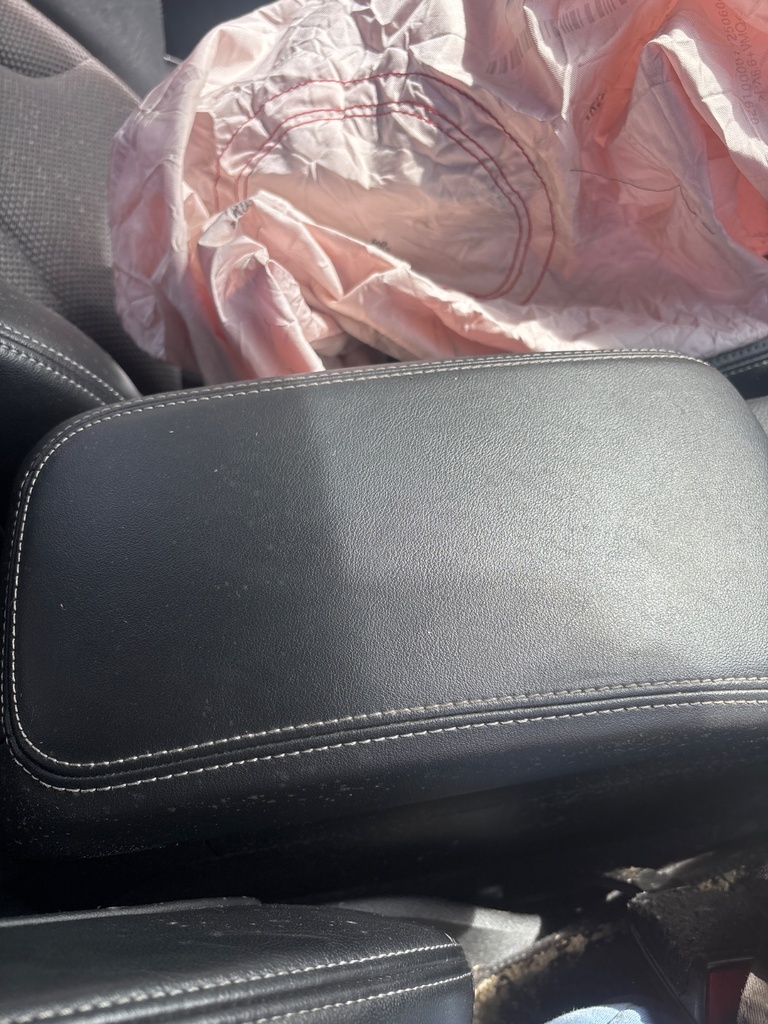 [EPE-120376] Reposabrazos de consola central Audi A3 2018