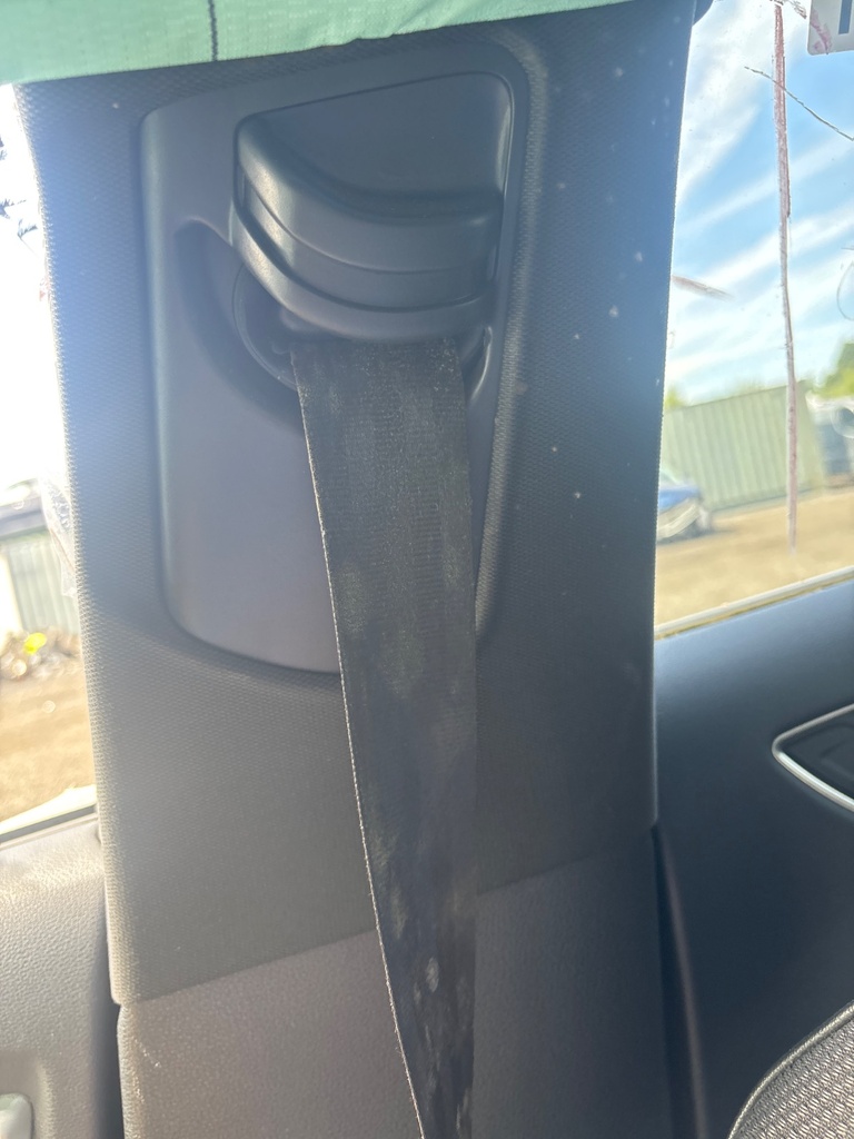 [EPE-120383] Pretensor de cinturón de seguridad delantero derecho Audi A3