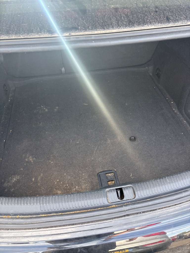 [EPE-120402] Tablero de cubierta rueda repuesto Audi A3