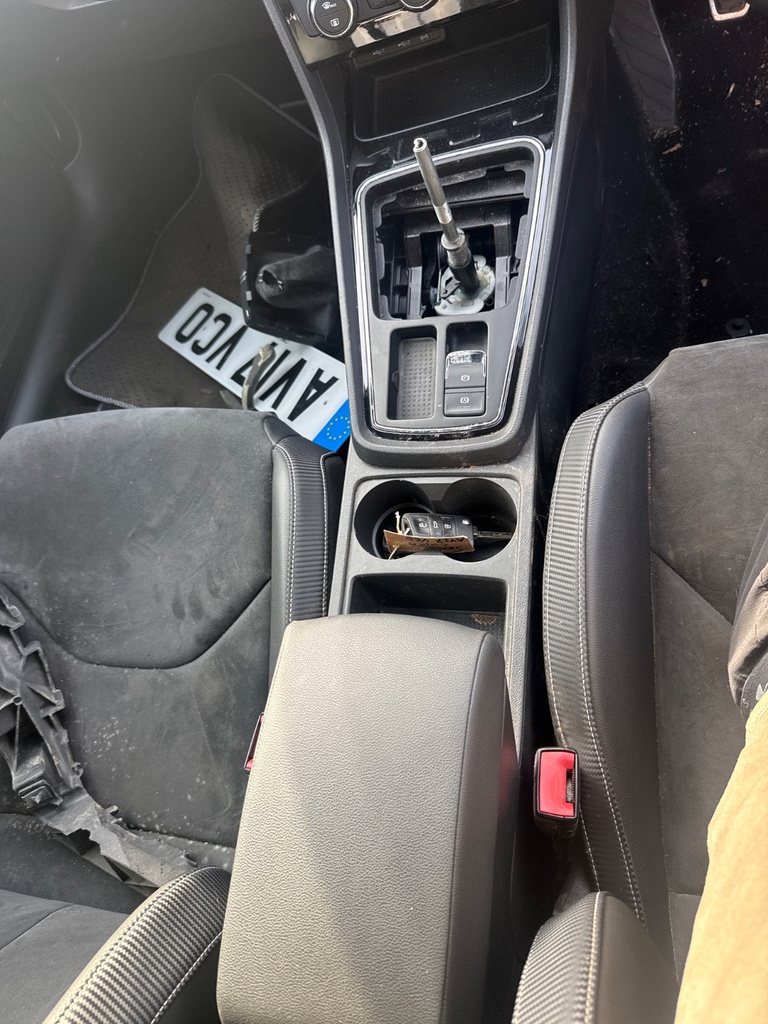 [EPE-120456] Consola central Seat Leon 2017