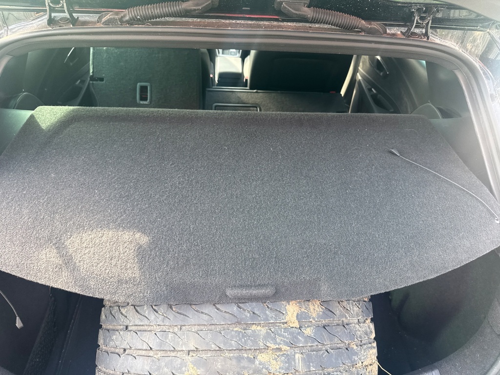[EPE-120486] Bandeja trasera Seat Leon 2017