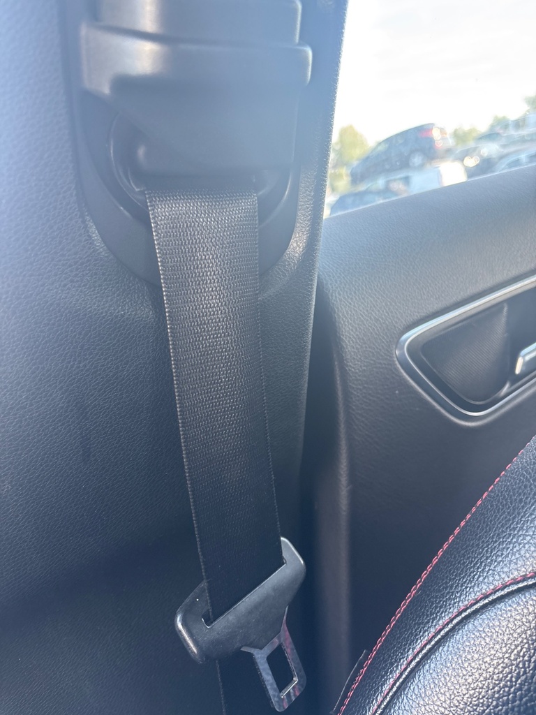 [EPE-120885] Pretensor de cinturón de seguridad delantero derecho Mercedes A-Class