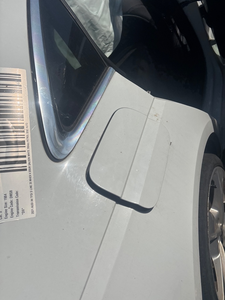[EPE-121069] Tapa de combustible Audi A4 2021