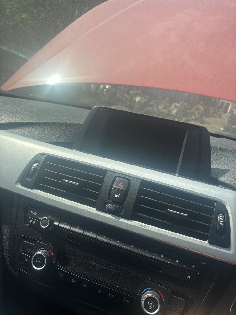 [EPE-121390] Salida de aire salpicadero BMW Serie 3 F30/F80