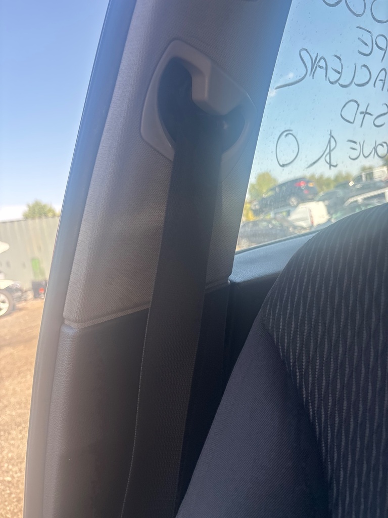 [EPE-121396] Pretensor de cinturón de seguridad delantero derecho BMW Serie 3 F30/F80