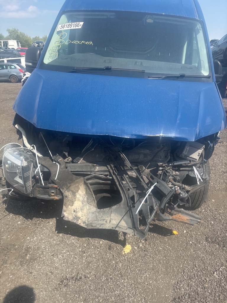 [EPE-121548] Caja de filtro de aire VW Crafter (2021)