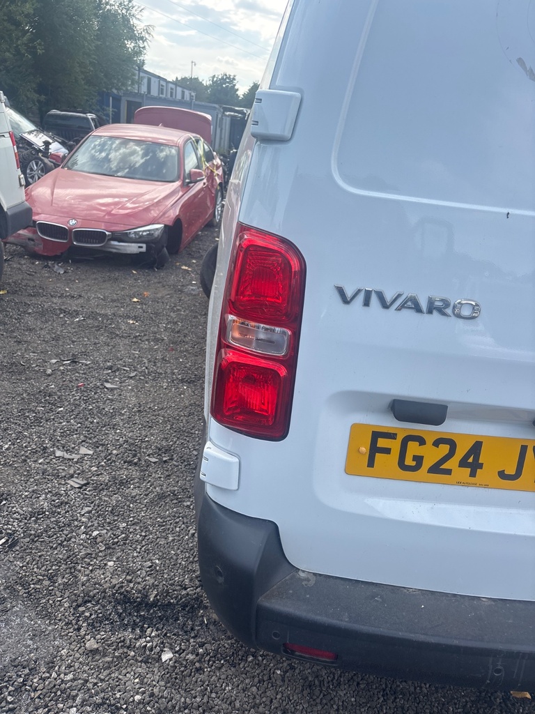 [EPE-121709] Piloto trasero izquierdo Opel Vivaro